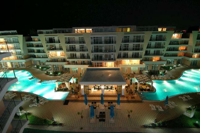 Apartament Grand Kamelia Apartment Sunny Beach Ngoại thất bức ảnh